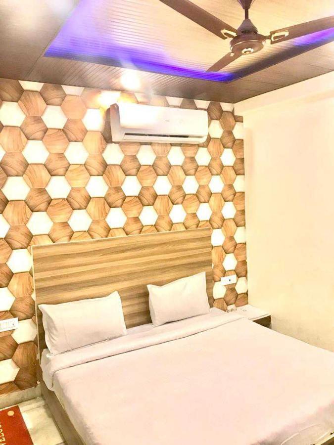 Hotel Anand Amritsar Eksteriør billede