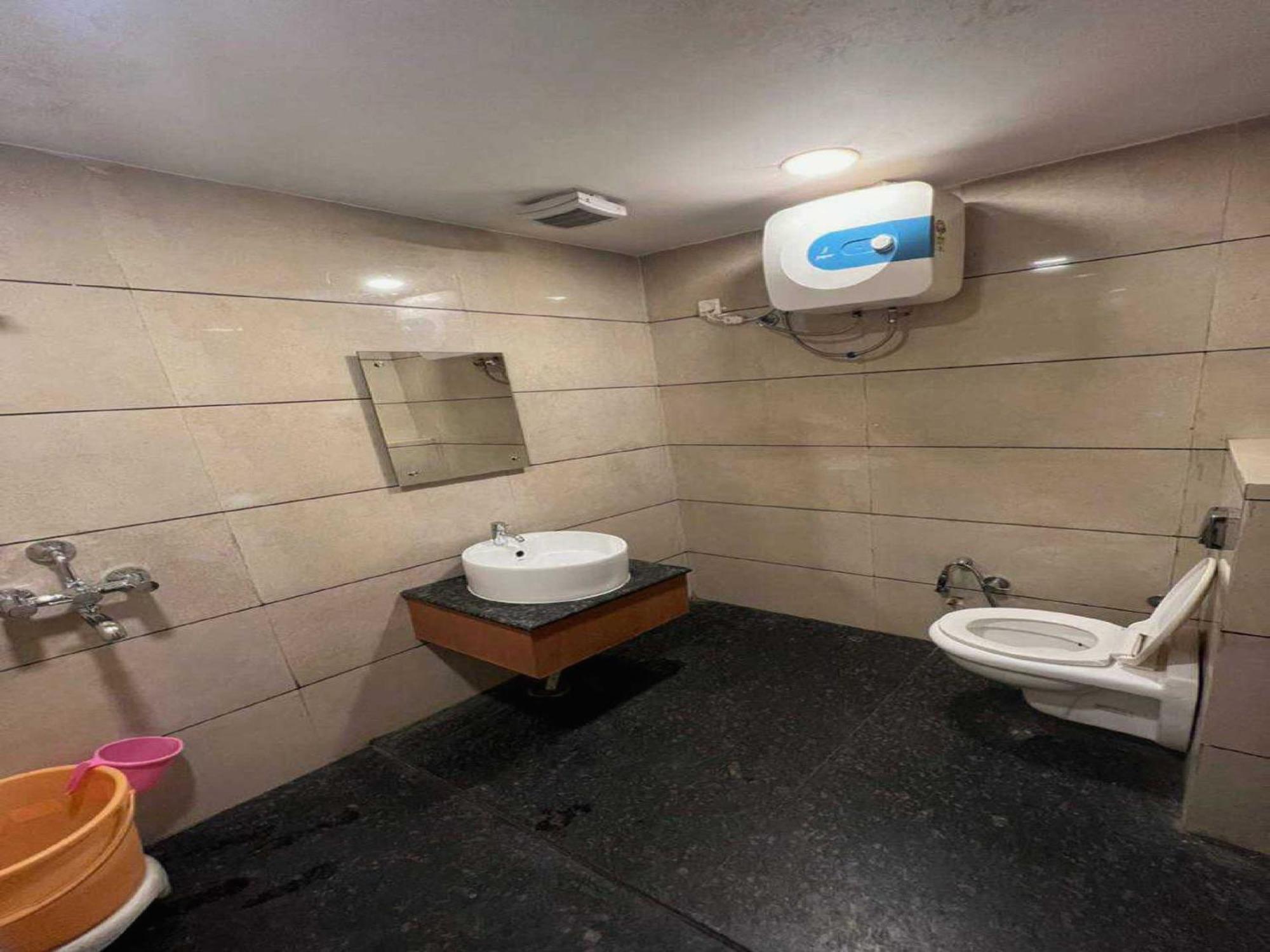 Hotel Anand Amritsar Eksteriør billede